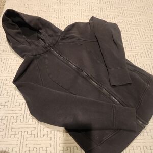 Lululemon Scuba Hoodie In Black - Size 8